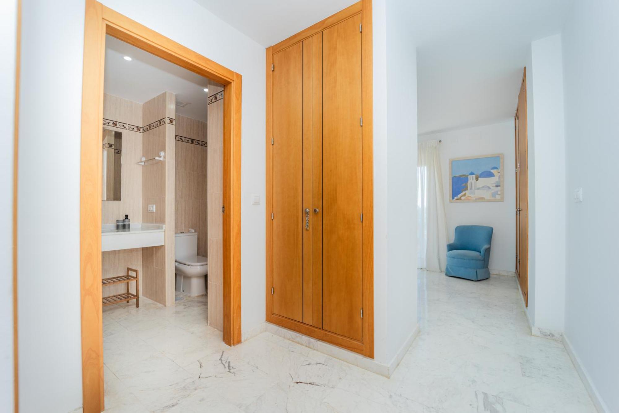 Apartment El Mirador-the Viewpoint, A Luxury For Up To 6 People La Herradura (Granada)